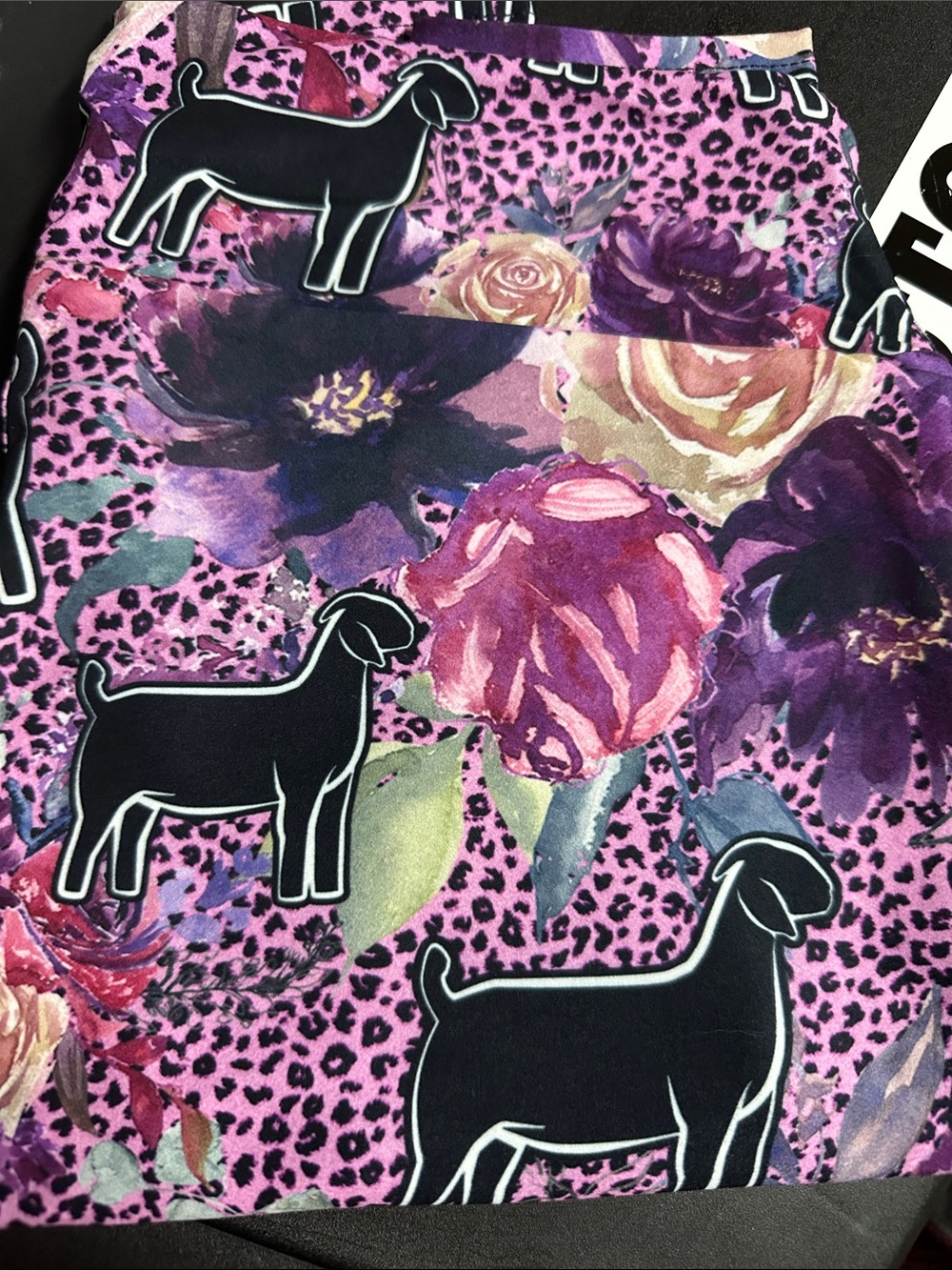 Women's Pink Floral & Sheep Print Pencil leggings